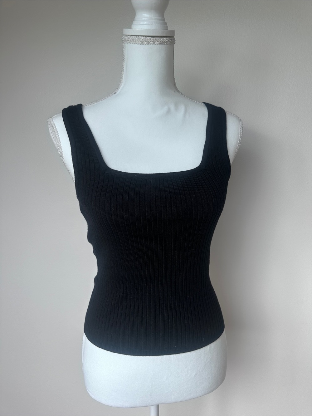 Avec Les Filles Black Ribbed Square Neck Tank Top Size S